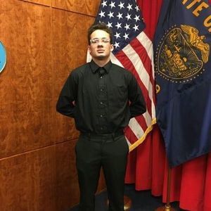 Meet your Posher, Anthony